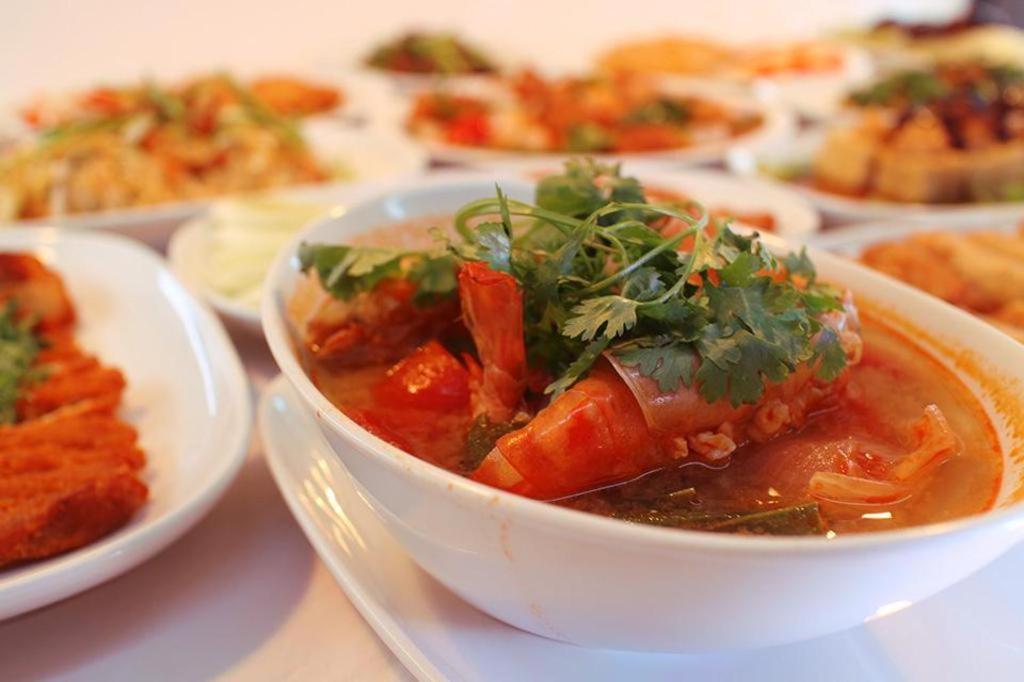 Alfa Hotel Yangon Luaran gambar