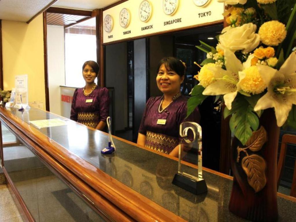 Alfa Hotel Yangon Luaran gambar
