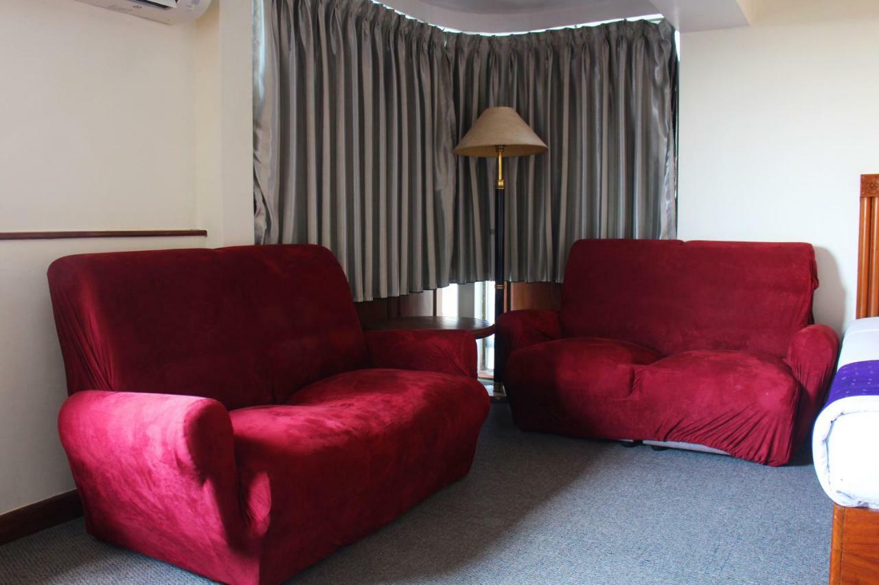 Alfa Hotel Yangon Luaran gambar