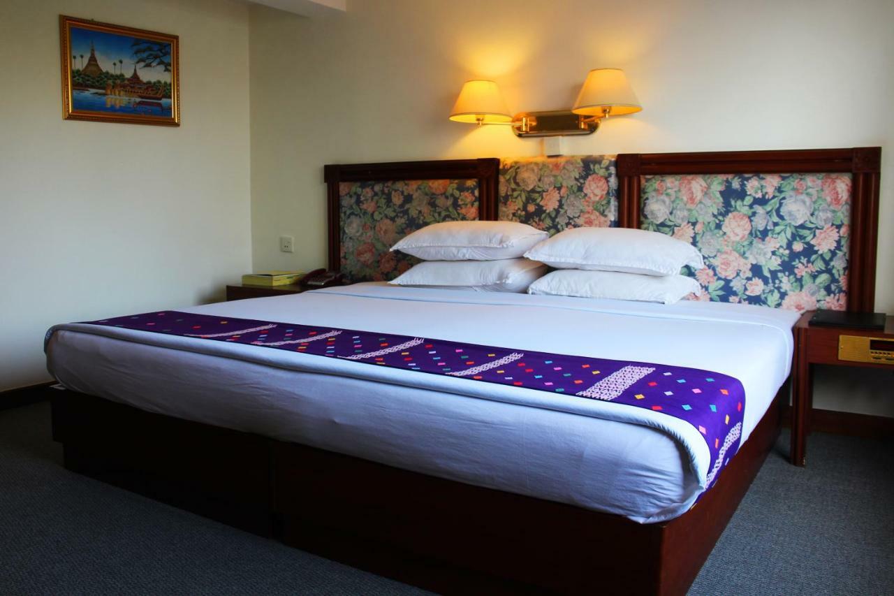 Alfa Hotel Yangon Luaran gambar